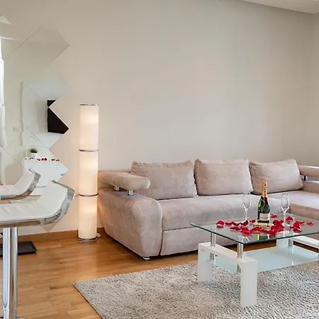 Bw Lux - Waterfront بلغراد