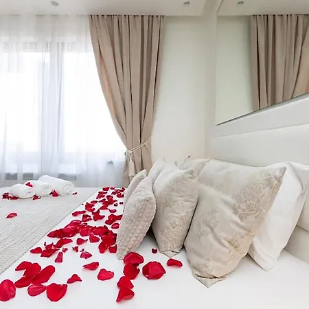 Bw Lux - Waterfront Apartman *