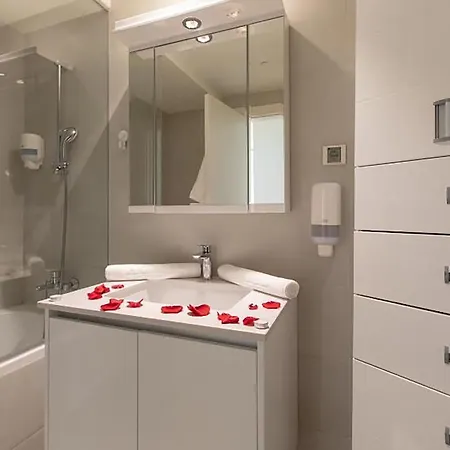 Bw Lux - Waterfront Βελιγράδι