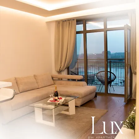 Bw Lux - Waterfront شقة بلغراد