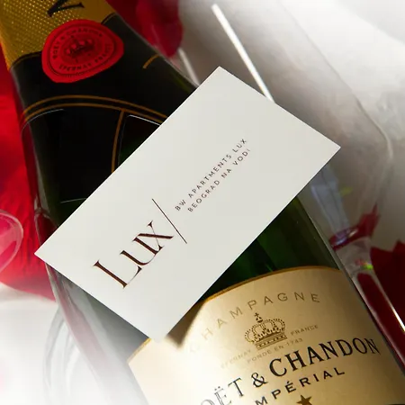 Bw Lux - Waterfront شقة