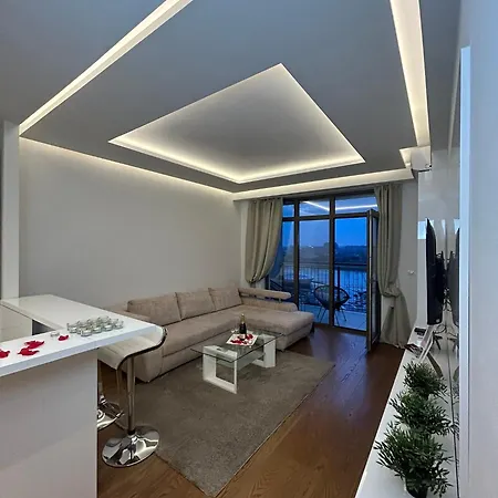 Bw Lux - Waterfront Apartman *